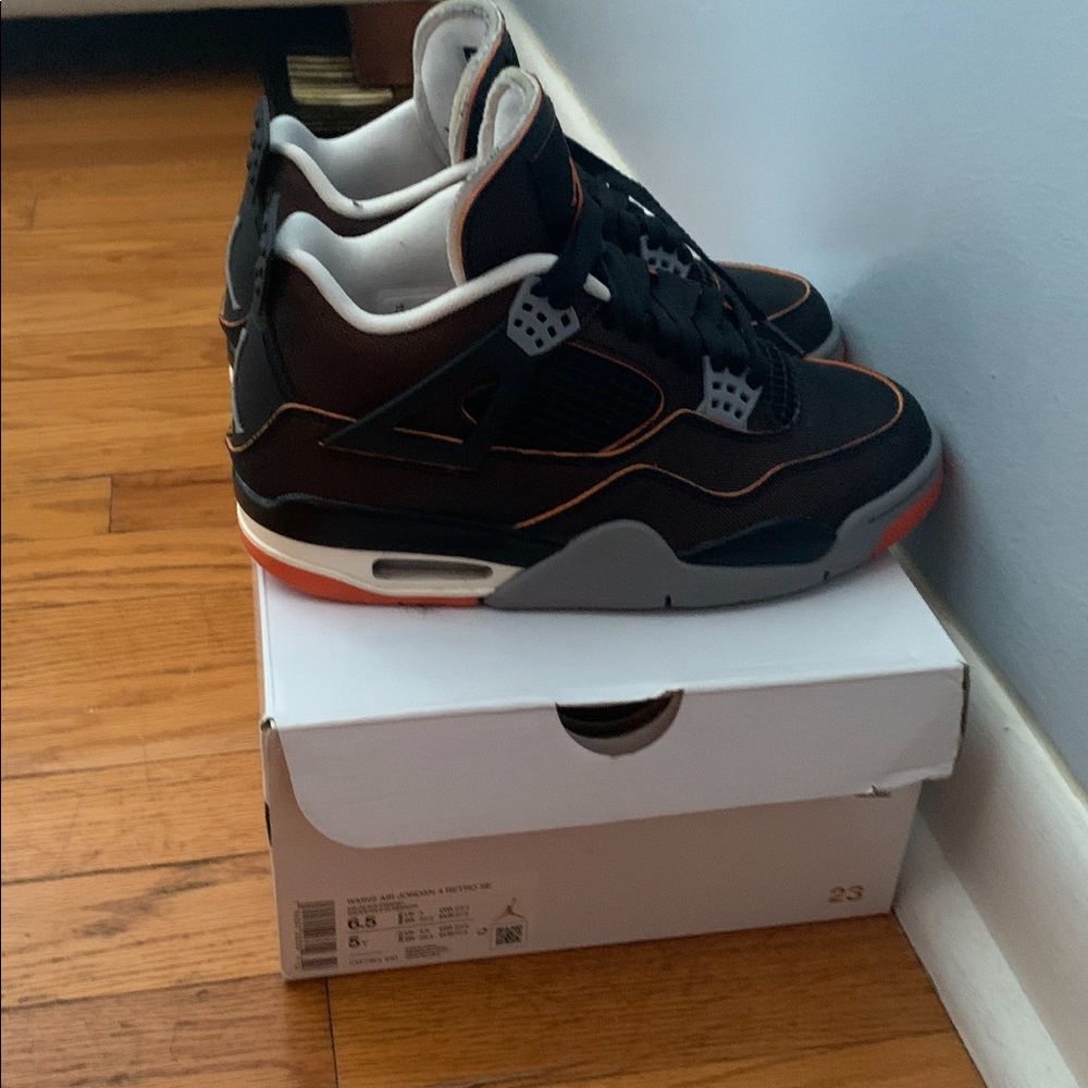 Wmns Air Jordan 4 Retro Starfish